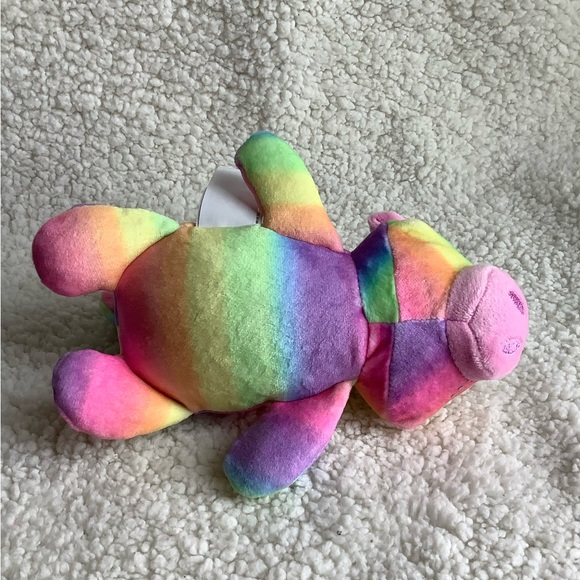 Cutetitos Partyitos 2021 Flying Pig Plush Stuffed Animal Toy No Wrap - Picture 12 of 12